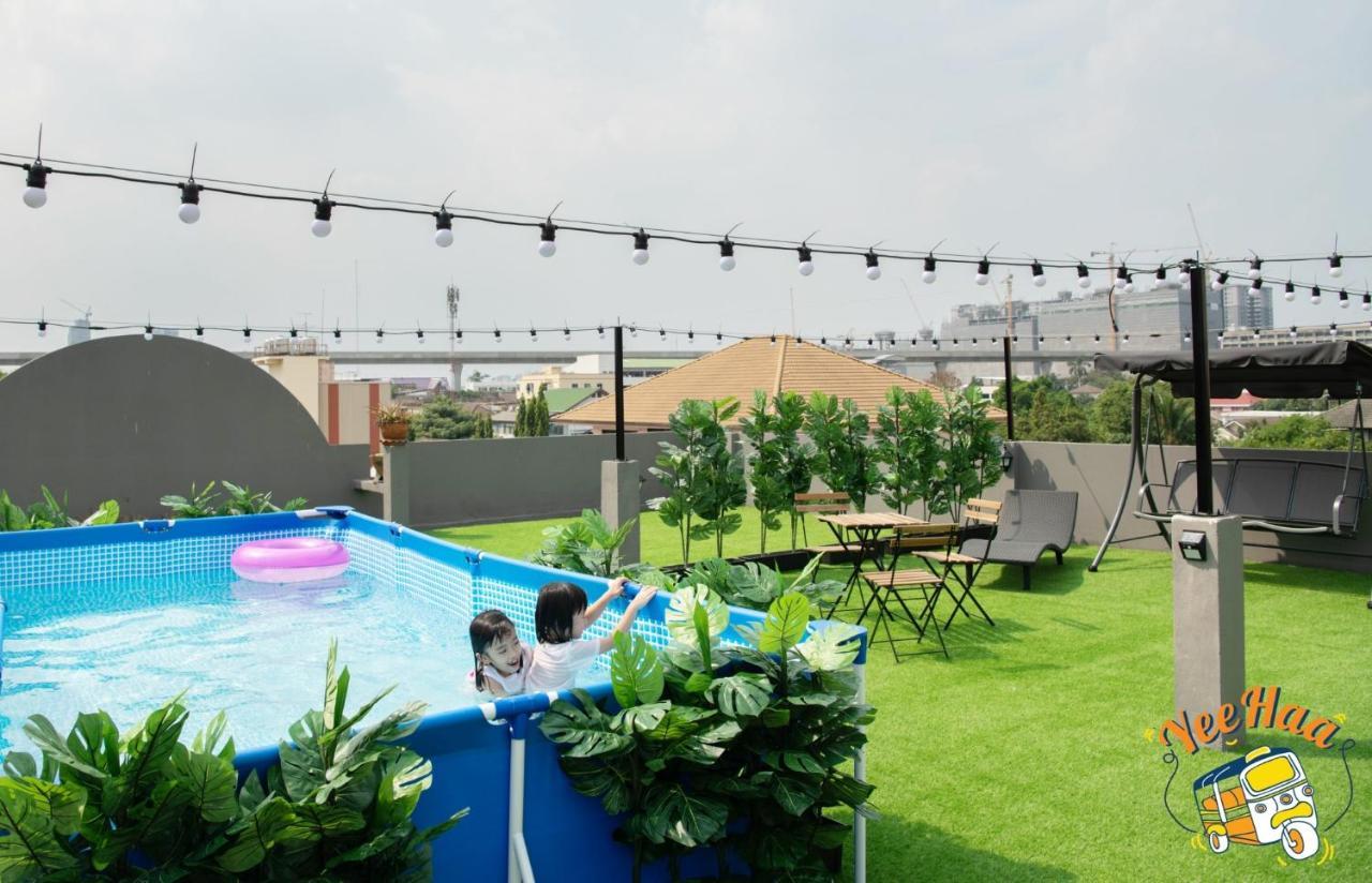 Yeehaa Bangsue Aparthotel Bangkok Buitenkant foto