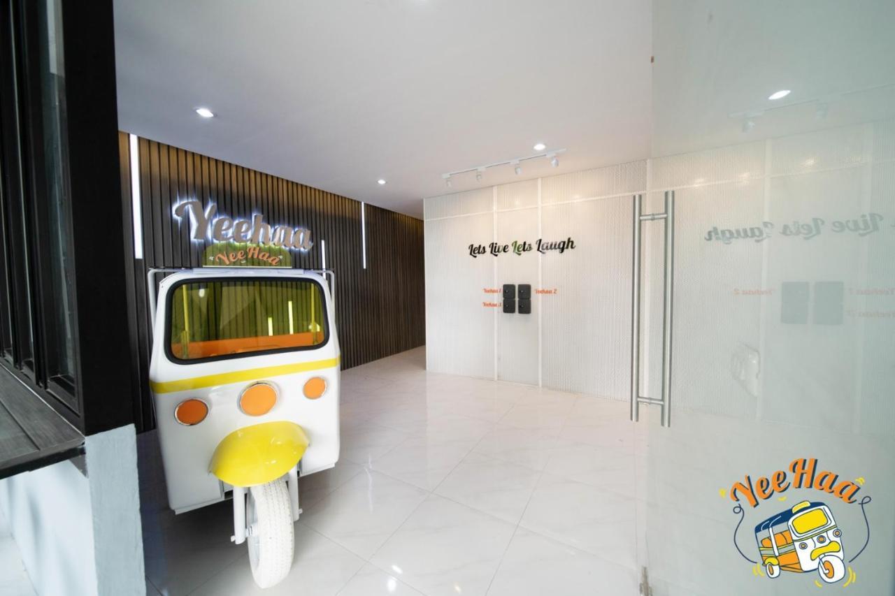 Yeehaa Bangsue Aparthotel Bangkok Buitenkant foto
