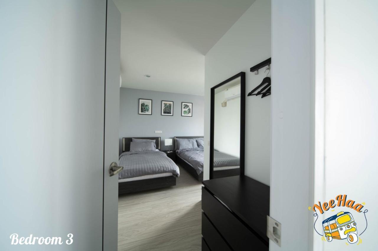 Yeehaa Bangsue Aparthotel Bangkok Buitenkant foto