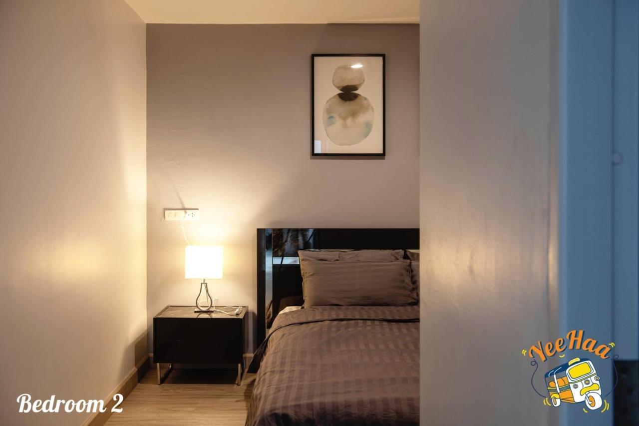 Yeehaa Bangsue Aparthotel Bangkok Buitenkant foto